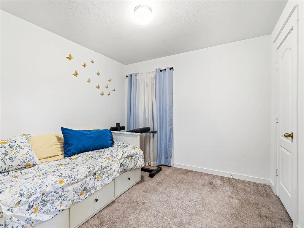 2403 Neff Lane, Forney, TX 75126 2403 Neff Lane, Forney, TX 75126