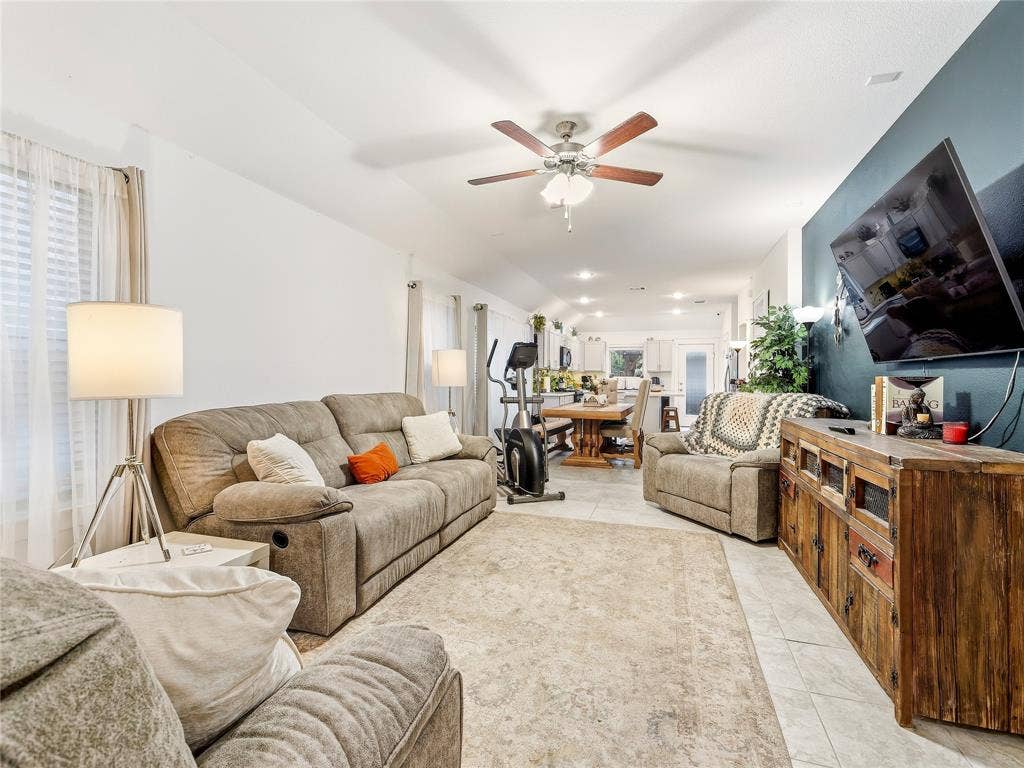 2403 Neff Lane, Forney, TX 75126 2403 Neff Lane, Forney, TX 75126