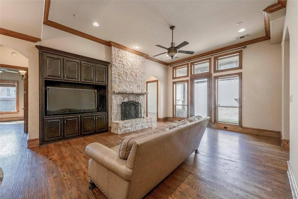 2709 White Dove Drive, Plano, TX 75093 2709 White Dove Drive, Plano, TX 75093