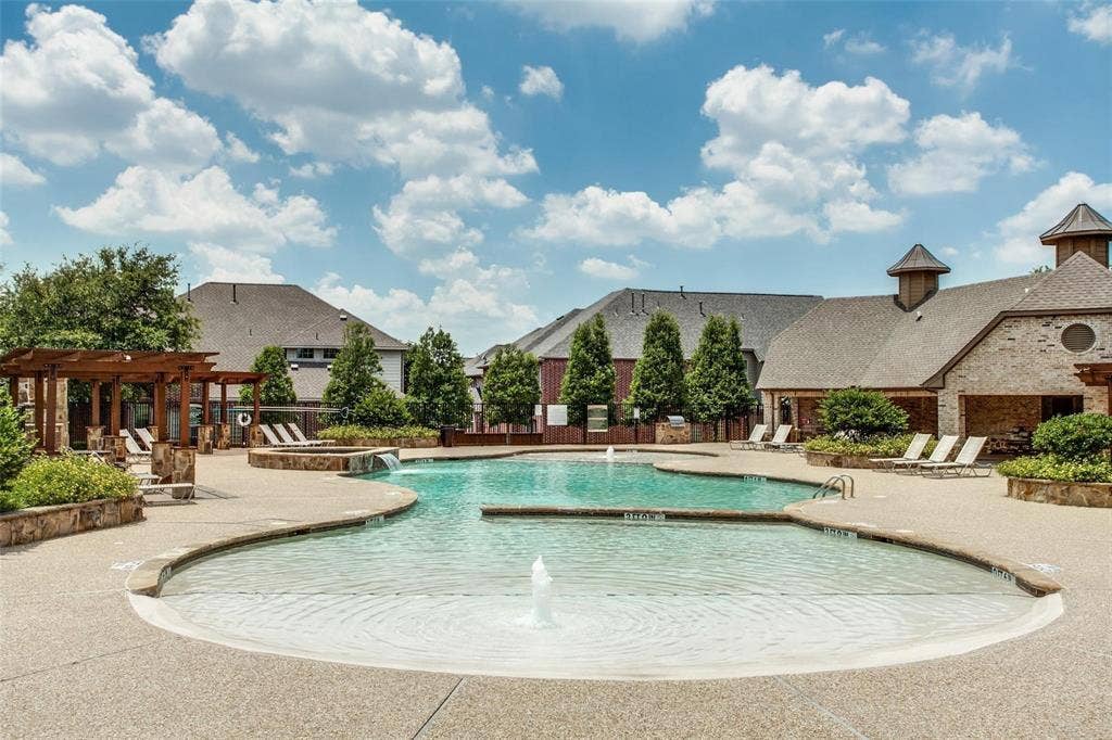 2709 White Dove Drive, Plano, TX 75093 2709 White Dove Drive, Plano, TX 75093