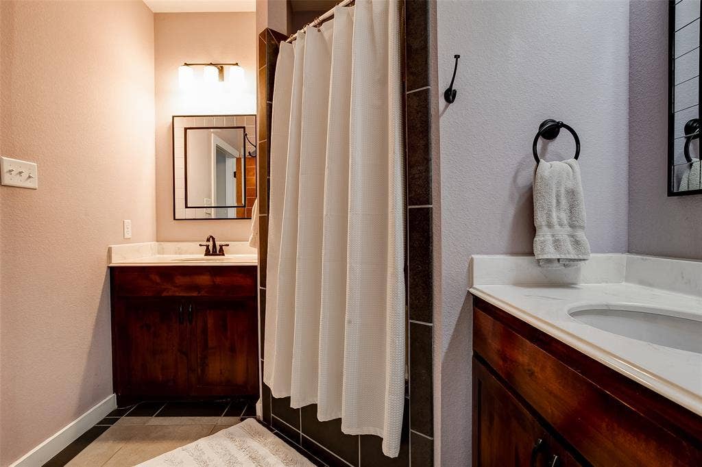 3912 Linden Avenue, Fort Worth, TX 76107 3912 Linden Avenue, Fort Worth, TX 76107