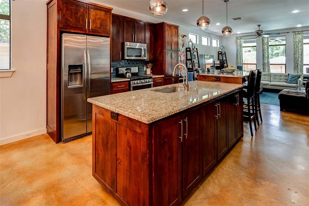3912 Linden Avenue, Fort Worth, TX 76107 3912 Linden Avenue, Fort Worth, TX 76107