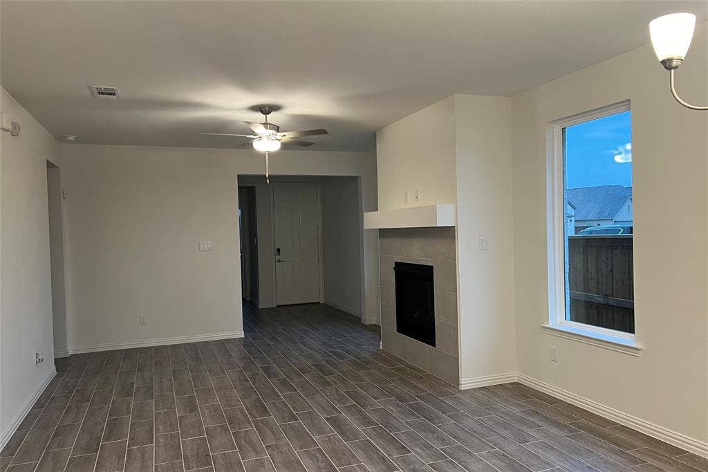 185 Palo Duro Bend, Rhome, TX 76078 185 Palo Duro Bend, Rhome, TX 76078