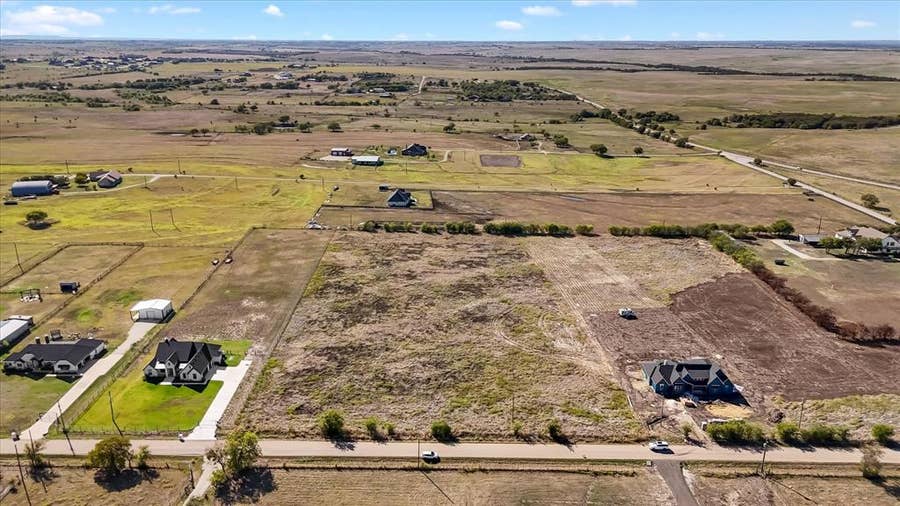 Property photo for 10017 County Road 1004, Godley, TX
