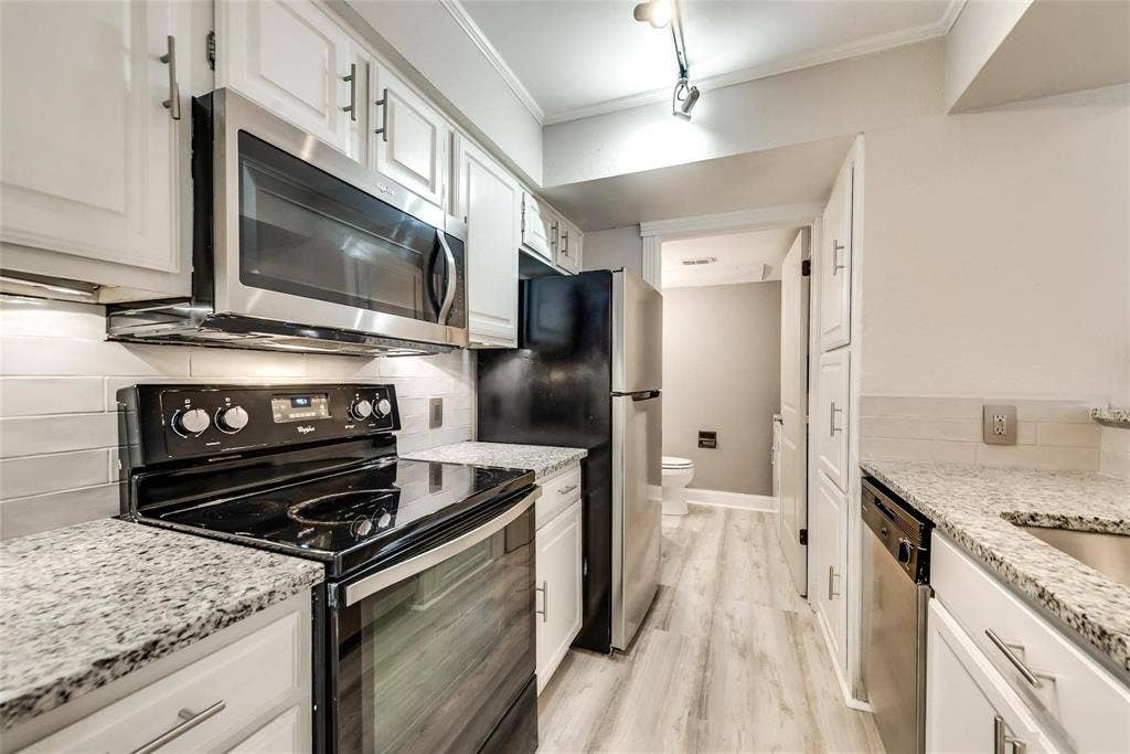 18240 Midway Road, #302, Dallas, TX 75287