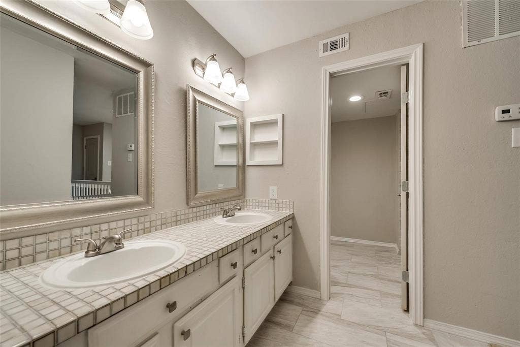 18240 Midway Road, #302, Dallas, TX 75287
