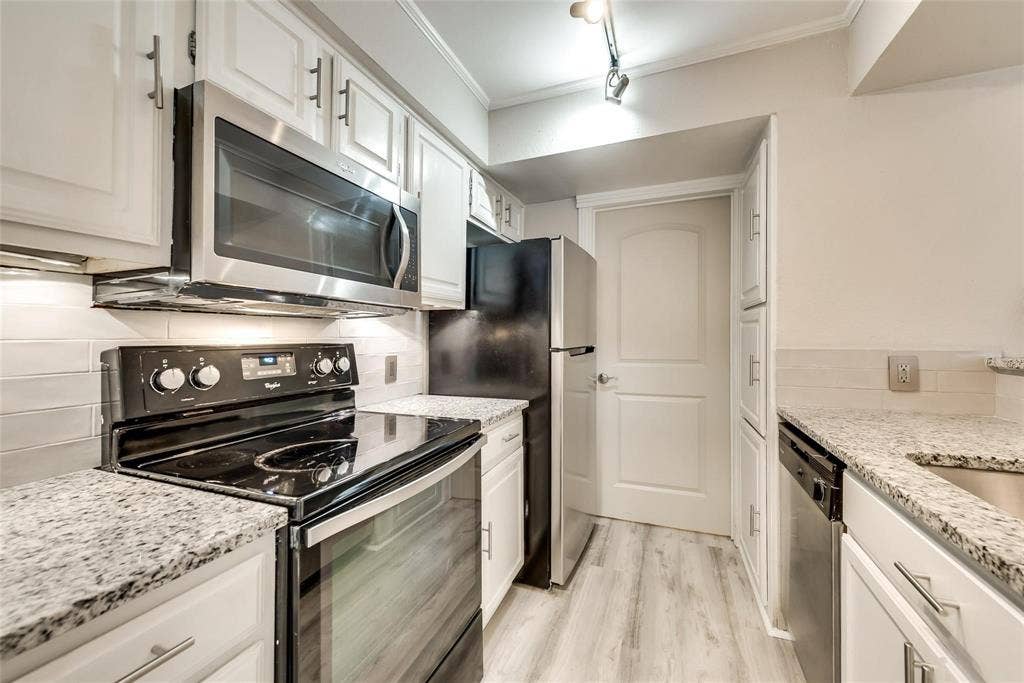 18240 Midway Road, #302, Dallas, TX 75287