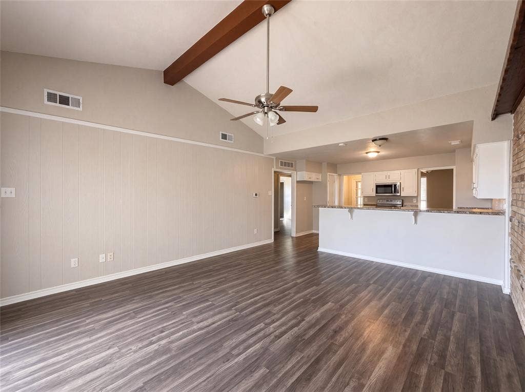 1800 Camelot Cove, Plano, TX 75074 1800 Camelot Cove, Plano, TX 75074