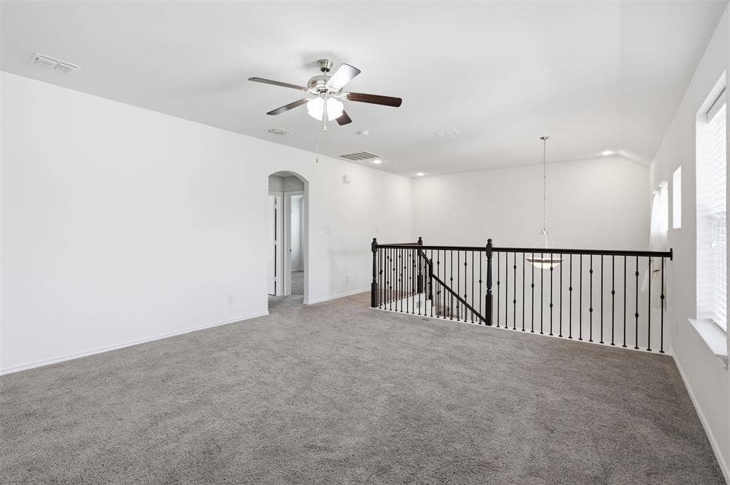 1978 Sunnybrook Drive, Heartland, TX 75126 Large flex room upstairs that can be used as a 2nd living area, game room, etc.