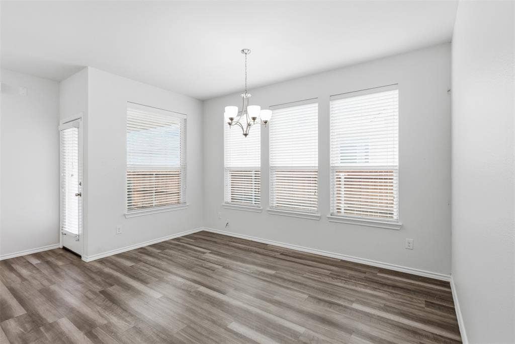 1978 Sunnybrook Drive, Heartland, TX 75126 Dining Area