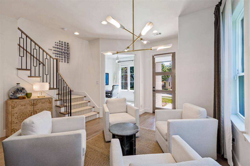 5613 Ellsworth Avenue, Dallas, TX 75206 5613 Ellsworth Avenue, Dallas, TX 75206