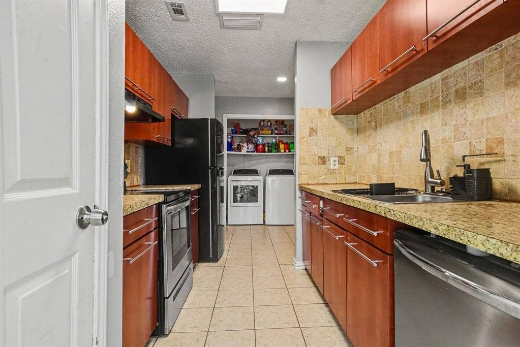 1633 Windsor Drive, Mesquite, TX 75149