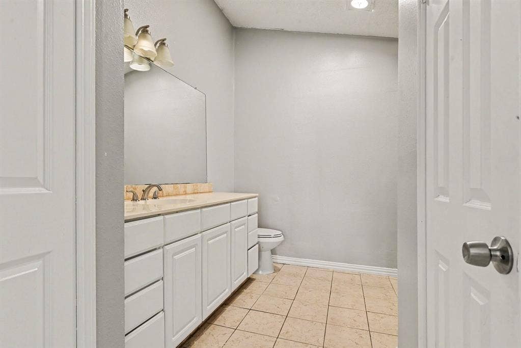 1633 Windsor Drive, Mesquite, TX 75149