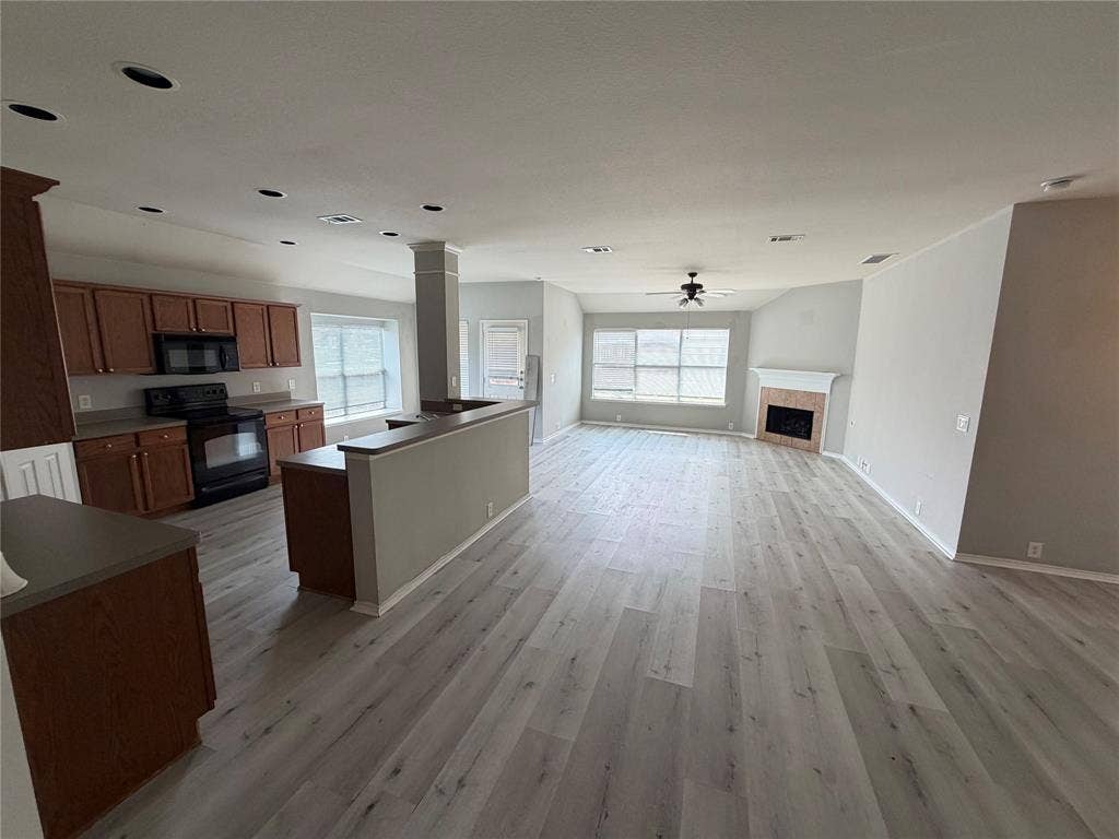 912 Tabasco Trail, Arlington, TX 76002 912 Tabasco Trail, Arlington, TX 76002