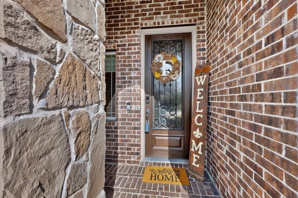 1804 Chadwick Lane, Forney, TX 75126