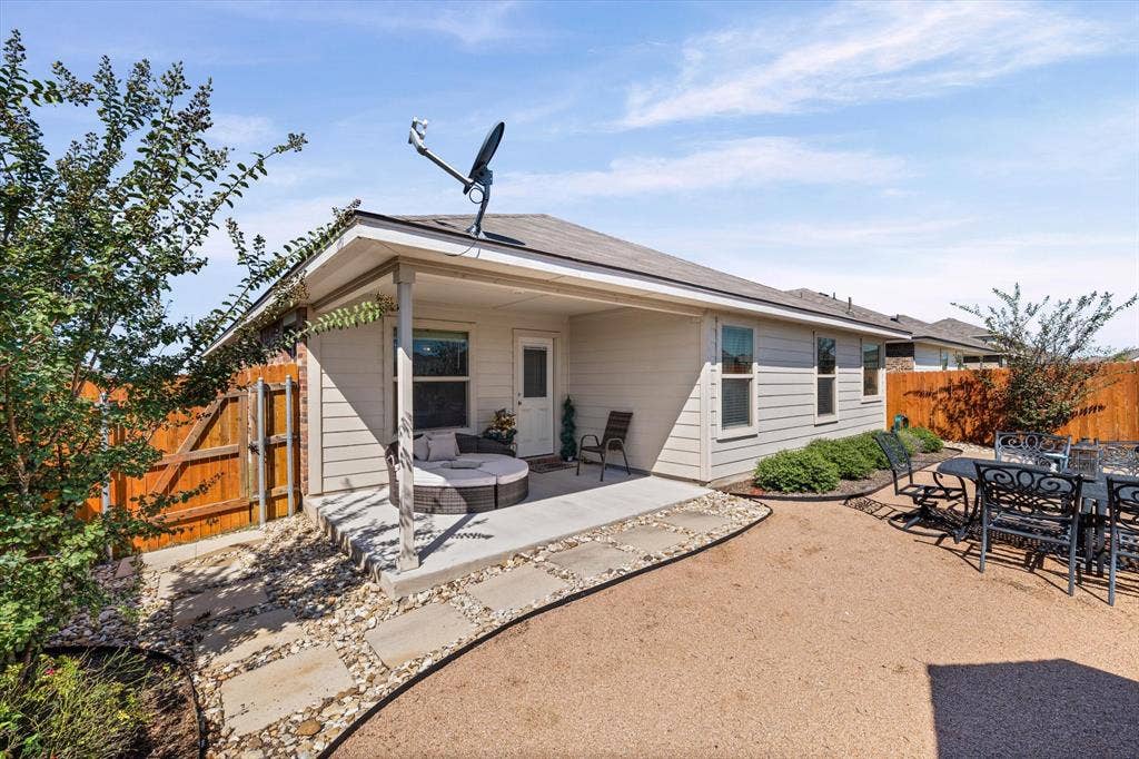 2912 Brosnan Road, Waco, TX 76655 2912 Brosnan Road, Waco, TX 76655