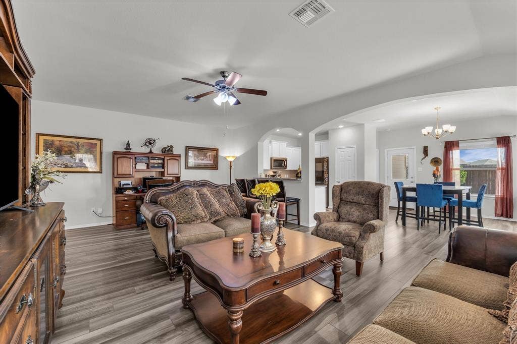 2912 Brosnan Road, Waco, TX 76655 2912 Brosnan Road, Waco, TX 76655