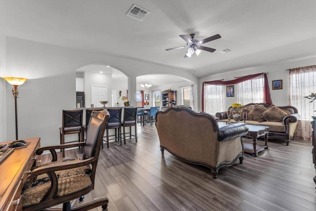 2912 Brosnan Road, Waco, TX 76655 2912 Brosnan Road, Waco, TX 76655