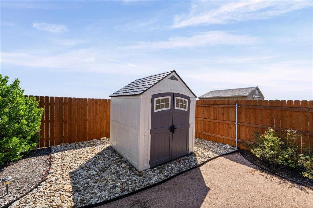 2912 Brosnan Road, Waco, TX 76655 2912 Brosnan Road, Waco, TX 76655