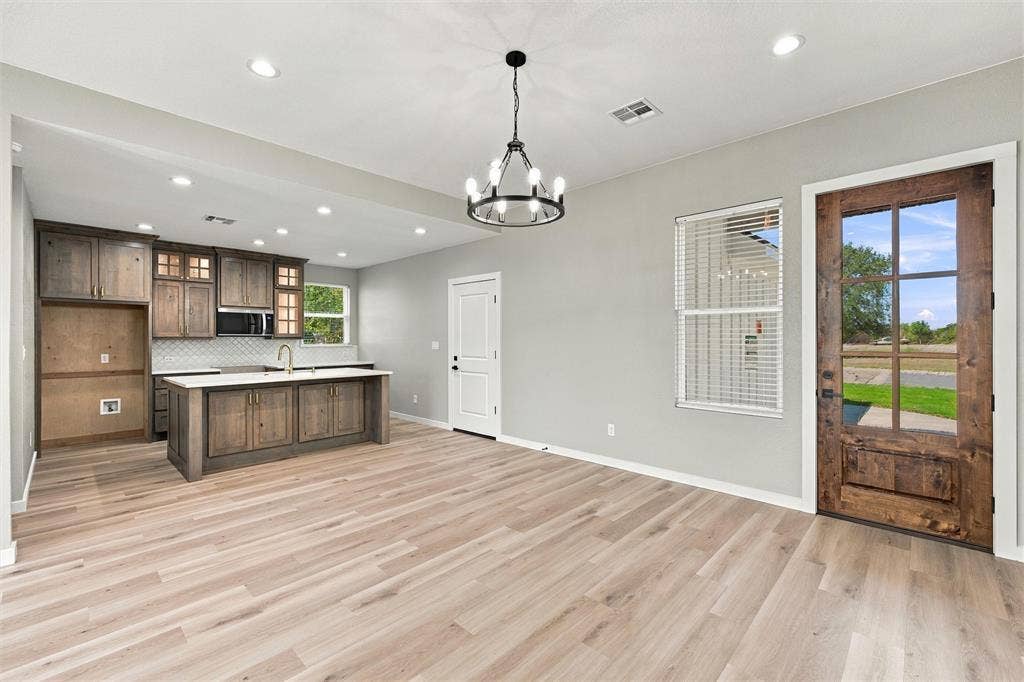 2302 Gary Lane, Waco, TX 76708 2302 Gary Lane, Waco, TX 76708