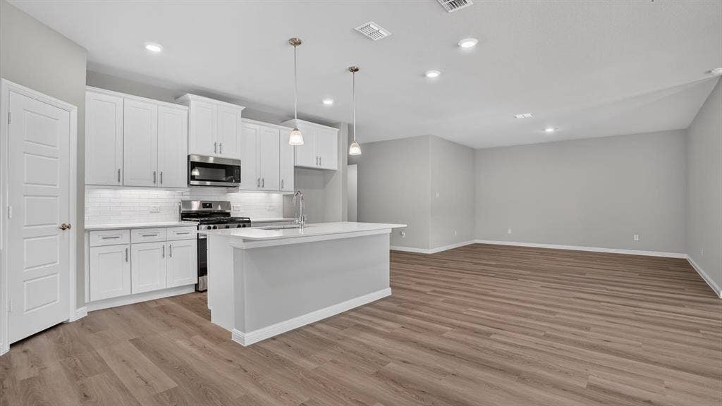 1509 SHELDON Drive, DeSoto, TX 75115 1509 SHELDON Drive, DeSoto, TX 75115