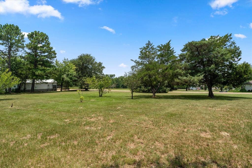 424 Lagoon Drive, Gun Barrel City, TX 75156 424 Lagoon Drive, Gun Barrel City, TX 75156