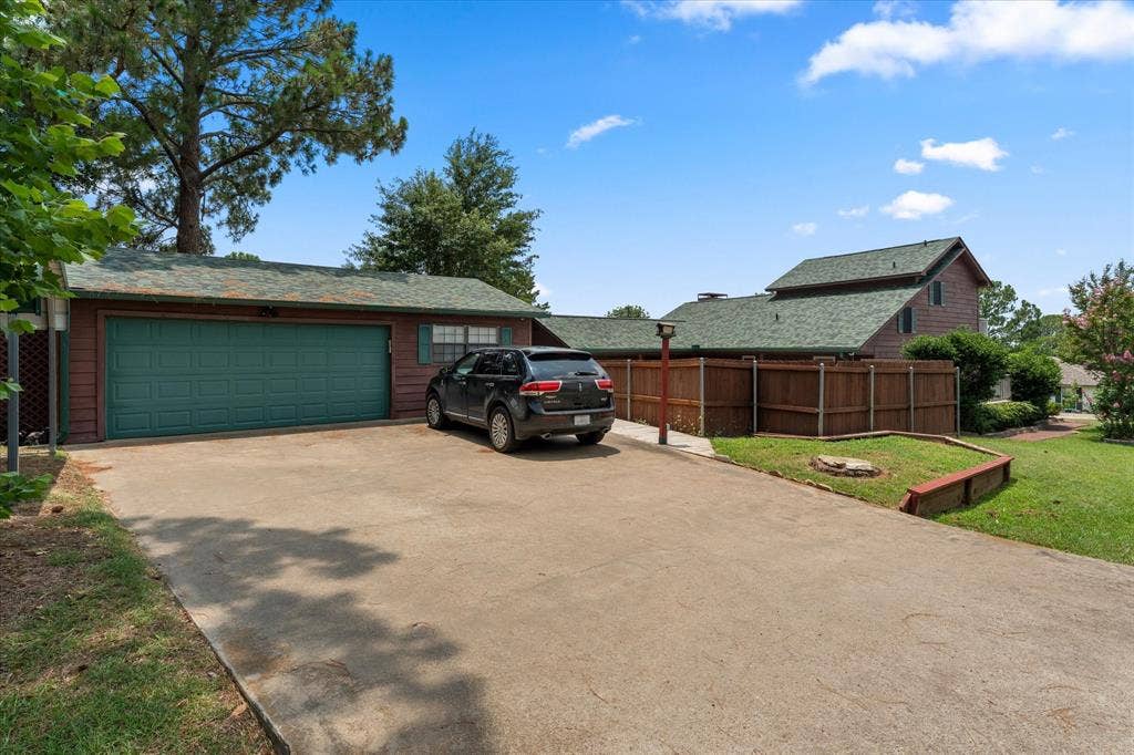 424 Lagoon Drive, Gun Barrel City, TX 75156 424 Lagoon Drive, Gun Barrel City, TX 75156
