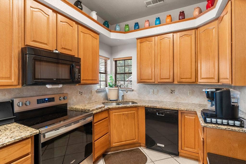 424 Lagoon Drive, Gun Barrel City, TX 75156 424 Lagoon Drive, Gun Barrel City, TX 75156