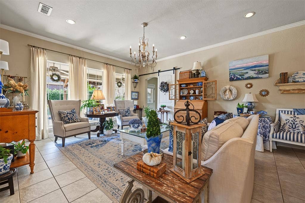 8955 Leslie Court, Benbrook, TX 76126 8955 Leslie Court, Benbrook, TX 76126