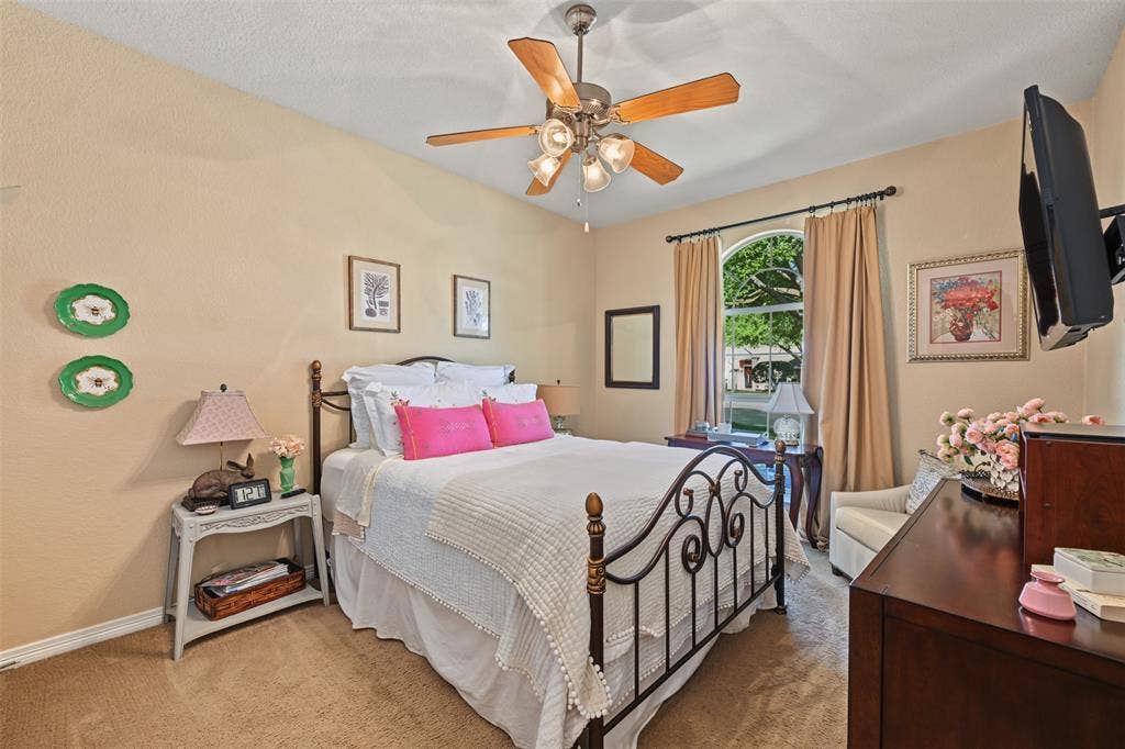 8955 Leslie Court, Benbrook, TX 76126 8955 Leslie Court, Benbrook, TX 76126