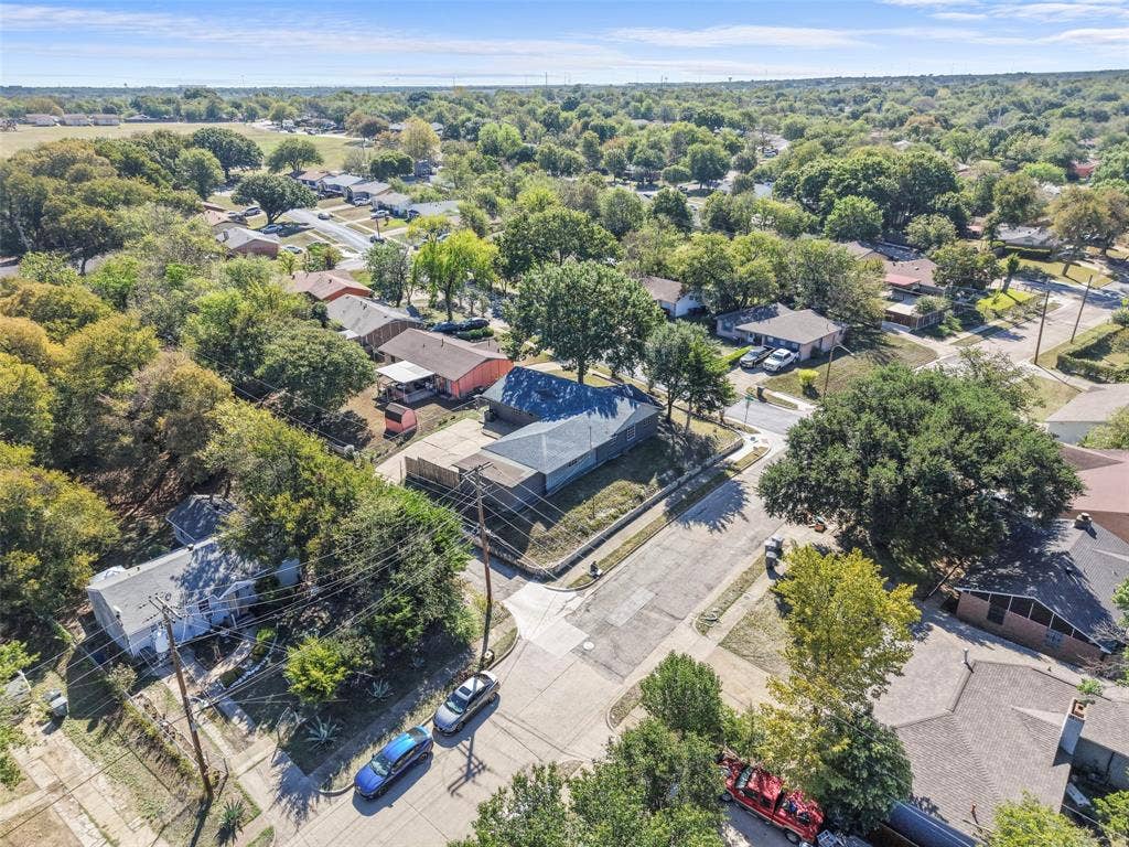6606 Coleshire Drive, Dallas, TX 75232 Residential neighborhood with mature trees