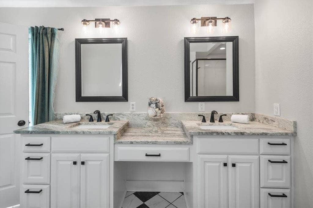 12032 C R 461, Lindale, TX 75771 12032 C R 461, Lindale, TX 75771