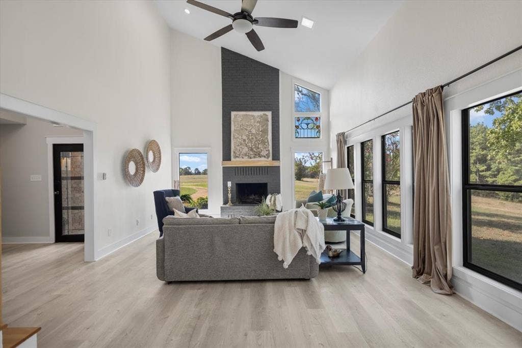 12032 C R 461, Lindale, TX 75771 12032 C R 461, Lindale, TX 75771