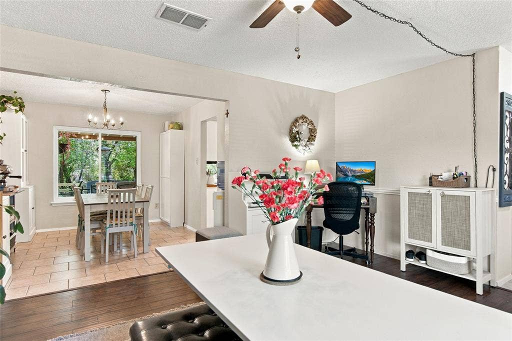 3902 Brookgate Court, Arlington, TX 76016