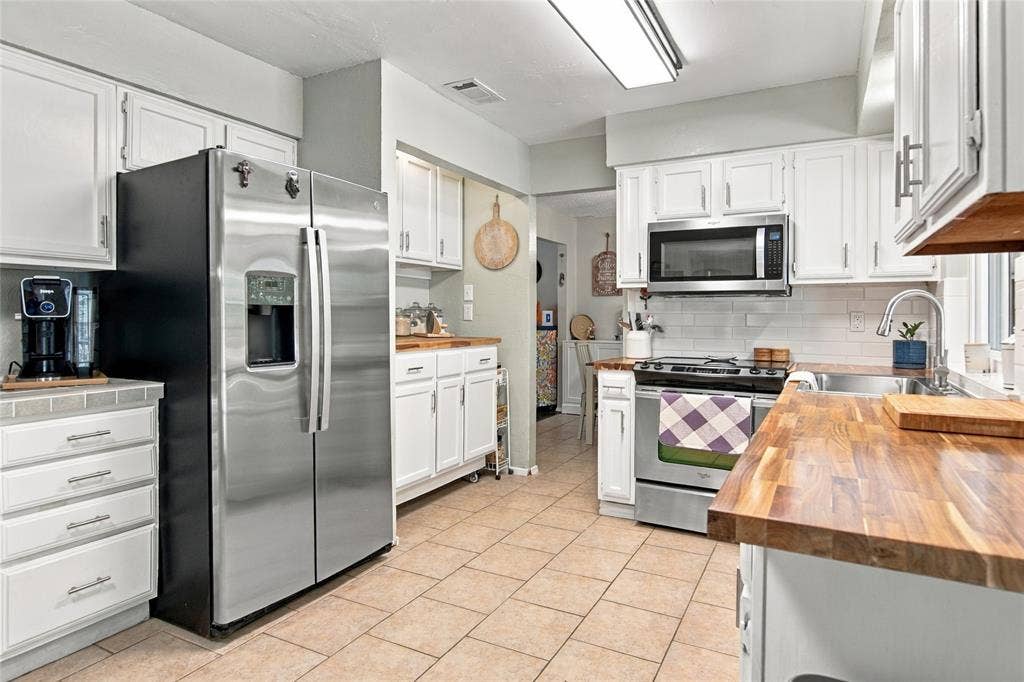 3902 Brookgate Court, Arlington, TX 76016