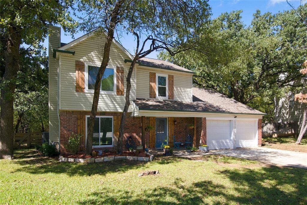 3902 Brookgate Court, Arlington, TX 76016