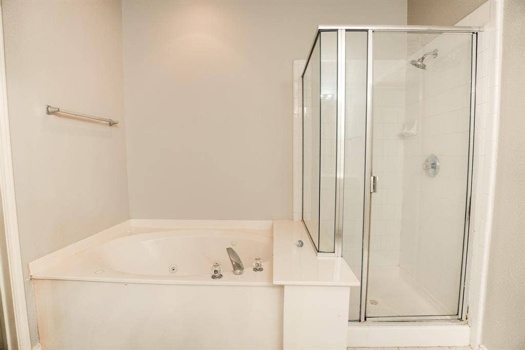 11354 Still Hollow Drive, Frisco, TX 75035 11354 Still Hollow Drive, Frisco, TX 75035