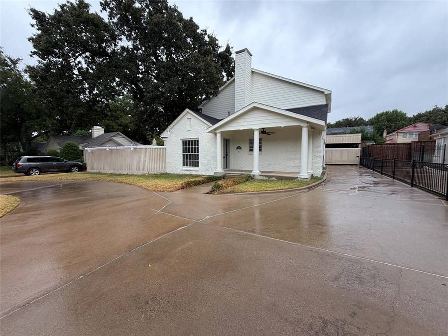 Property photo for 3911 White Settlement Road, Fort Worth, TX
