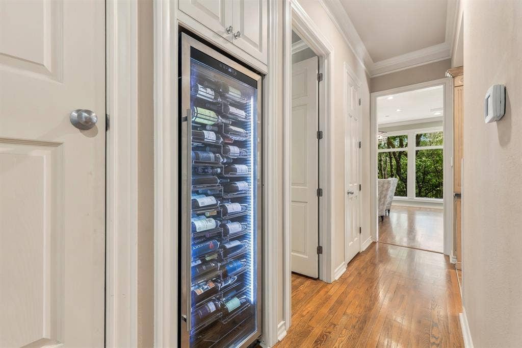 2119 N Fielder Road, Arlington, TX 76012