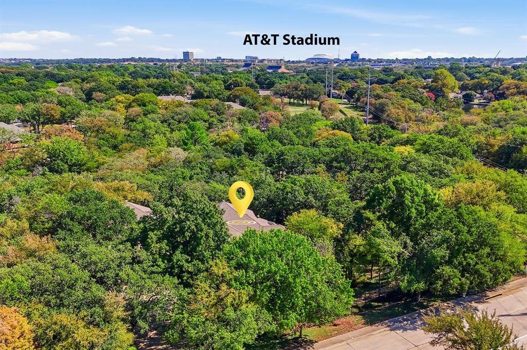 2119 N Fielder Road, Arlington, TX 76012