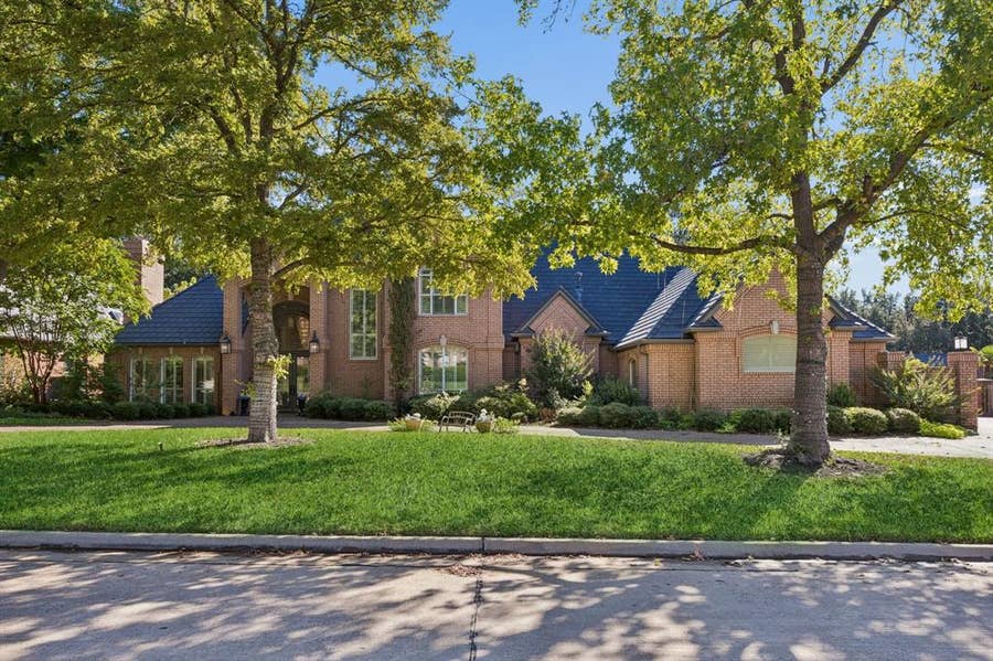 Property photo for 4503 Lakeside Drive, Colleyville, TX
