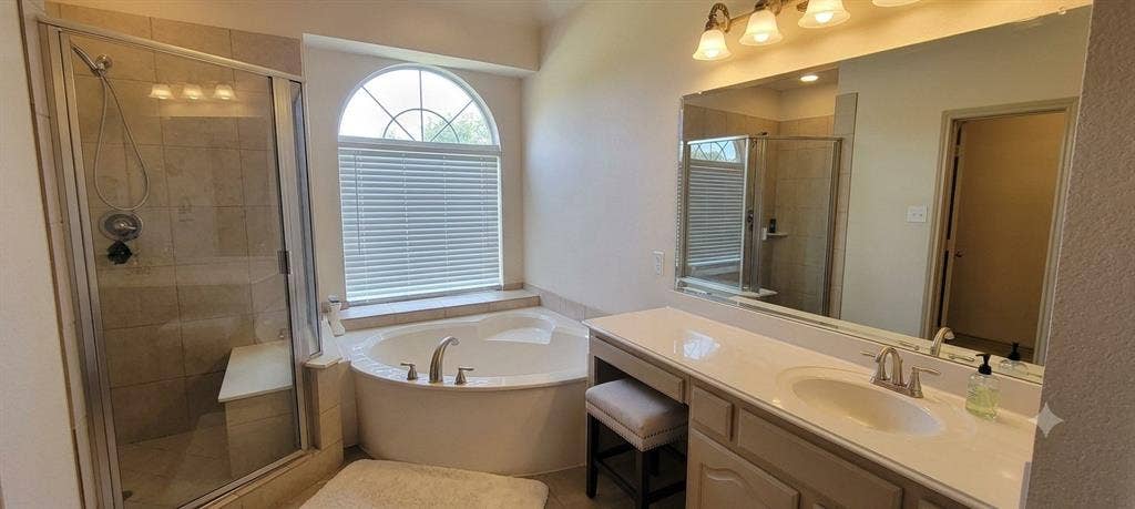 13733 Alterna Drive, Fort Worth, TX 76052 13733 Alterna Drive, Fort Worth, TX 76052