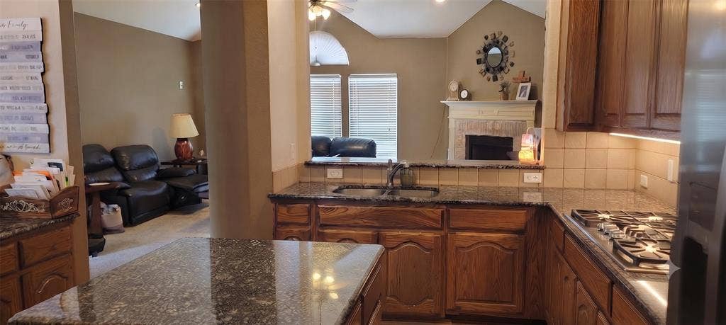 13733 Alterna Drive, Fort Worth, TX 76052 13733 Alterna Drive, Fort Worth, TX 76052