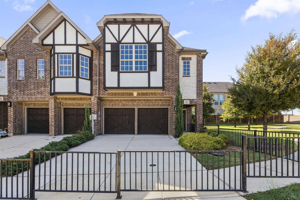 103 Kensington Drive, Lewisville, TX 75067