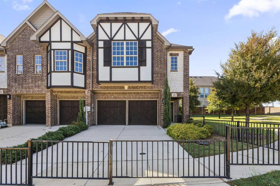 Property photo for 103 Kensington Drive, Lewisville, TX