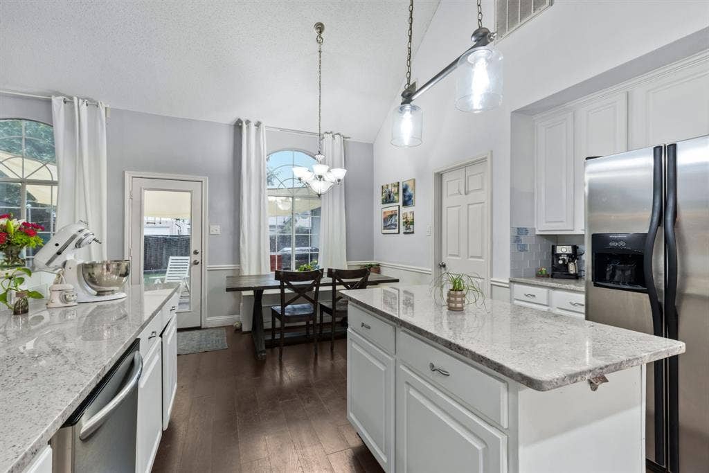749 Yale Drive, Allen, TX 75002 749 Yale Drive, Allen, TX 75002