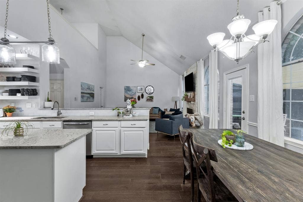749 Yale Drive, Allen, TX 75002 749 Yale Drive, Allen, TX 75002