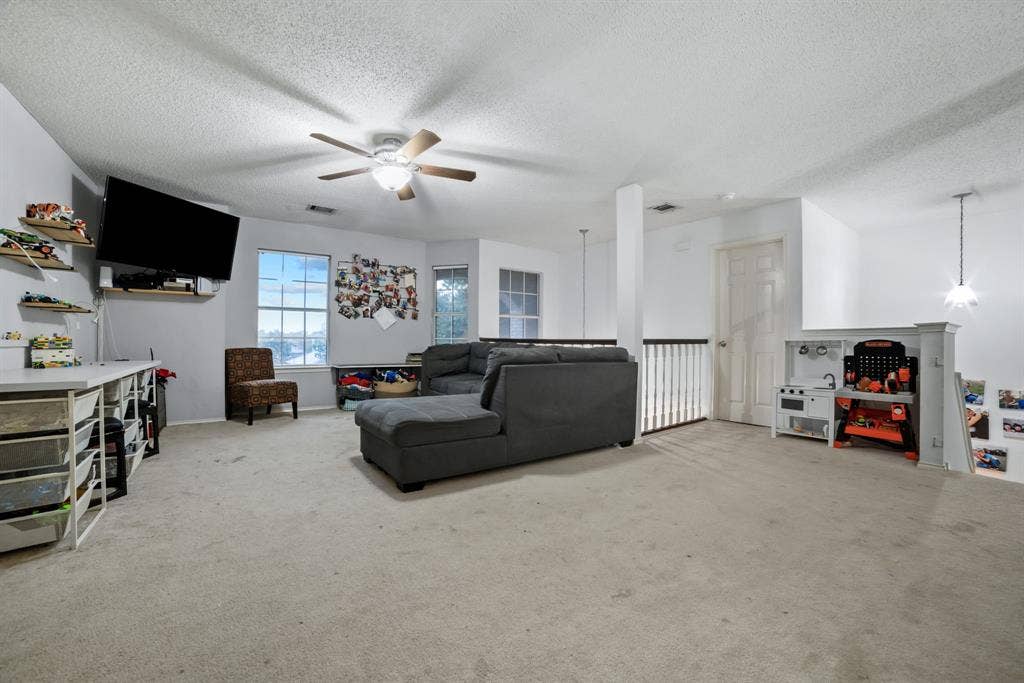 749 Yale Drive, Allen, TX 75002 749 Yale Drive, Allen, TX 75002