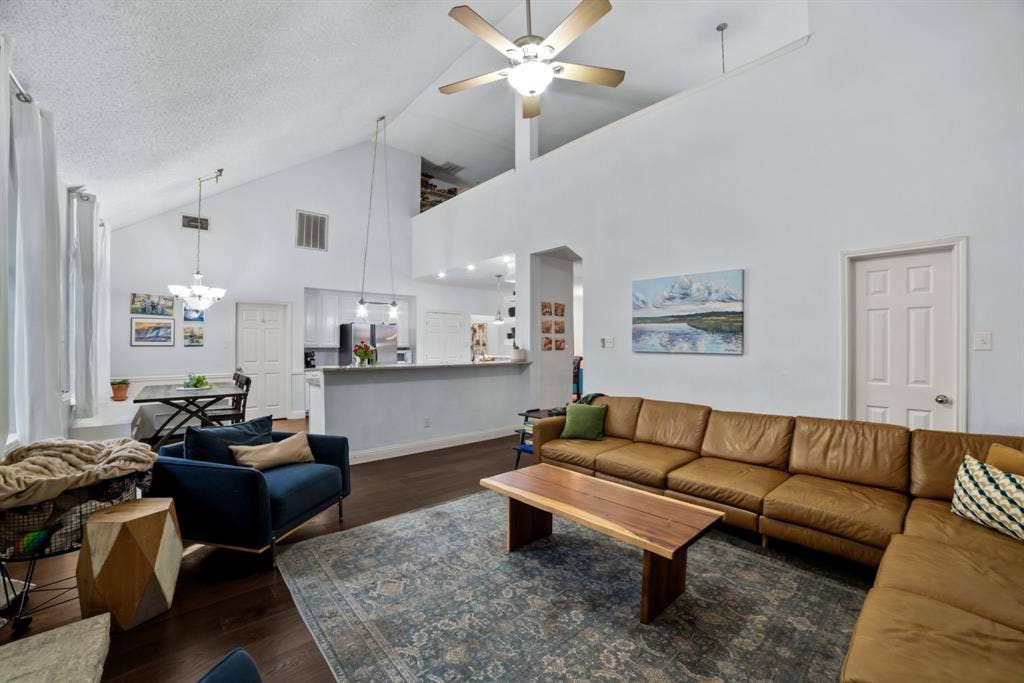749 Yale Drive, Allen, TX 75002 749 Yale Drive, Allen, TX 75002