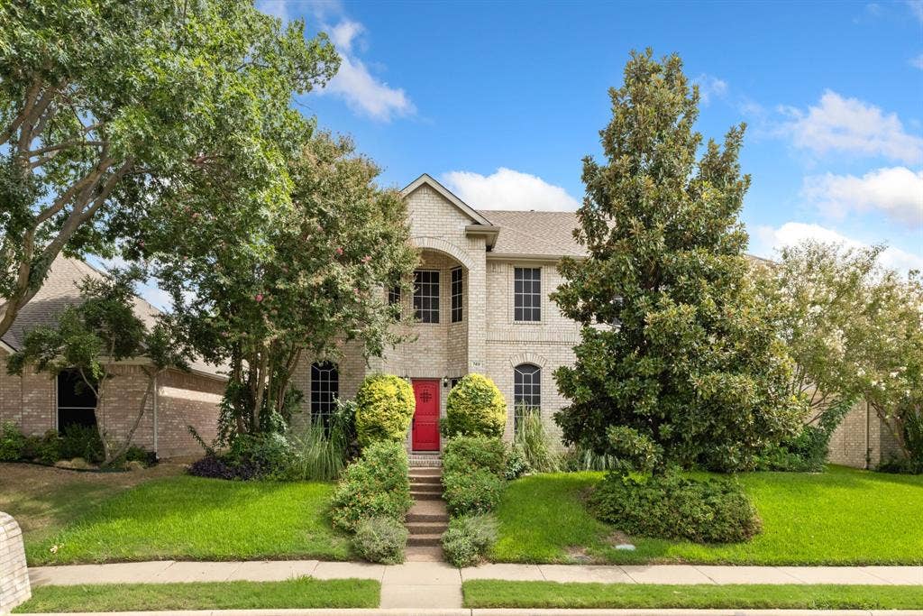 749 Yale Drive, Allen, TX 75002 749 Yale Drive, Allen, TX 75002